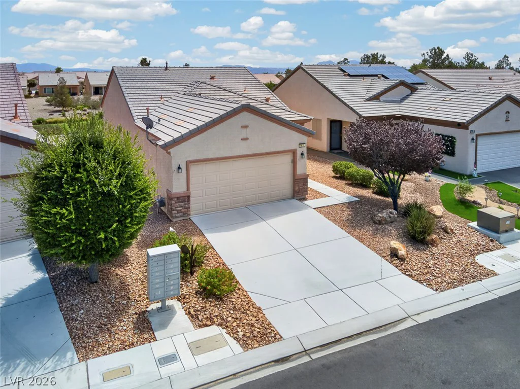 7820 Pine Warbler, North Las Vegas, NV 89084