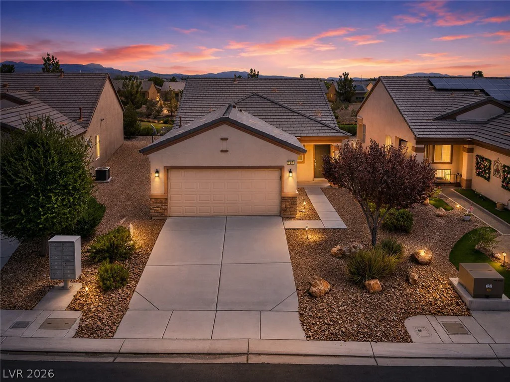 7820 Pine Warbler, North Las Vegas, NV 89084