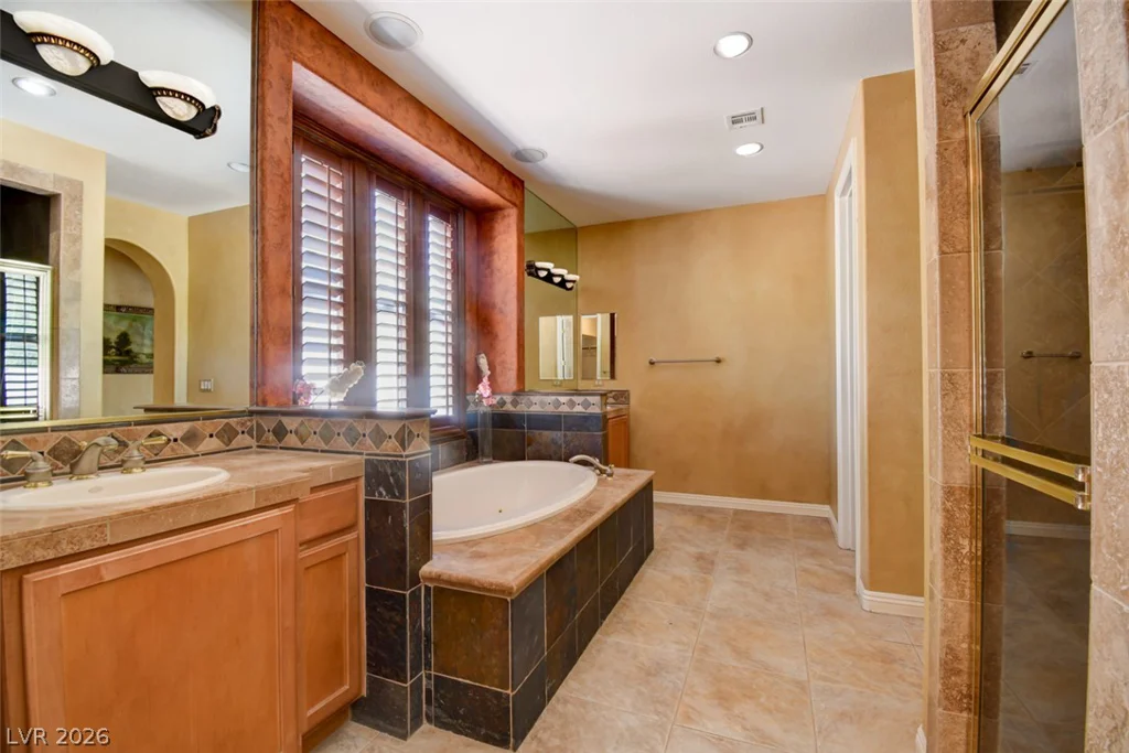 3380 Saddlebrook, Las Vegas, NV 89141