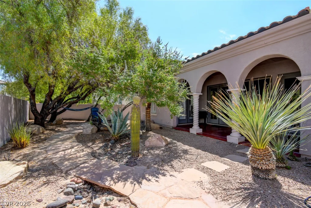 3380 Saddlebrook, Las Vegas, NV 89141