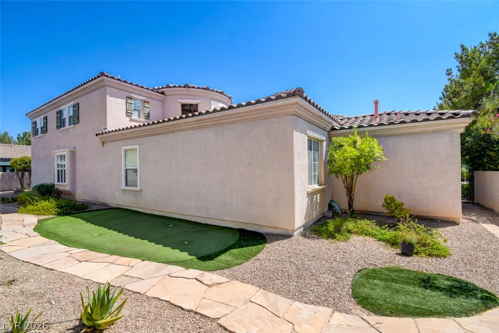 3380 Saddlebrook, Las Vegas, NV 89141