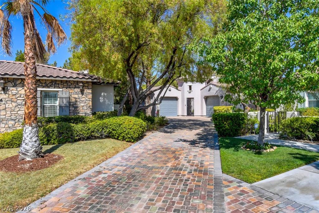 3380 Saddlebrook, Las Vegas, NV 89141