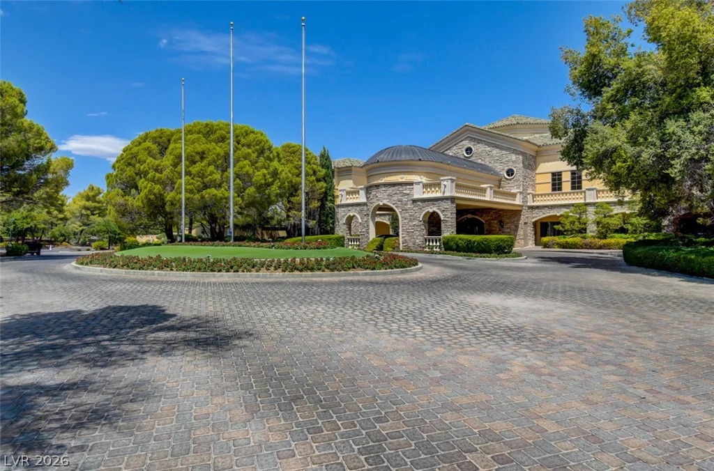 3380 Saddlebrook, Las Vegas, NV 89141