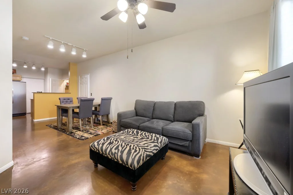 10550 Alexander, Las Vegas, NV 89129
