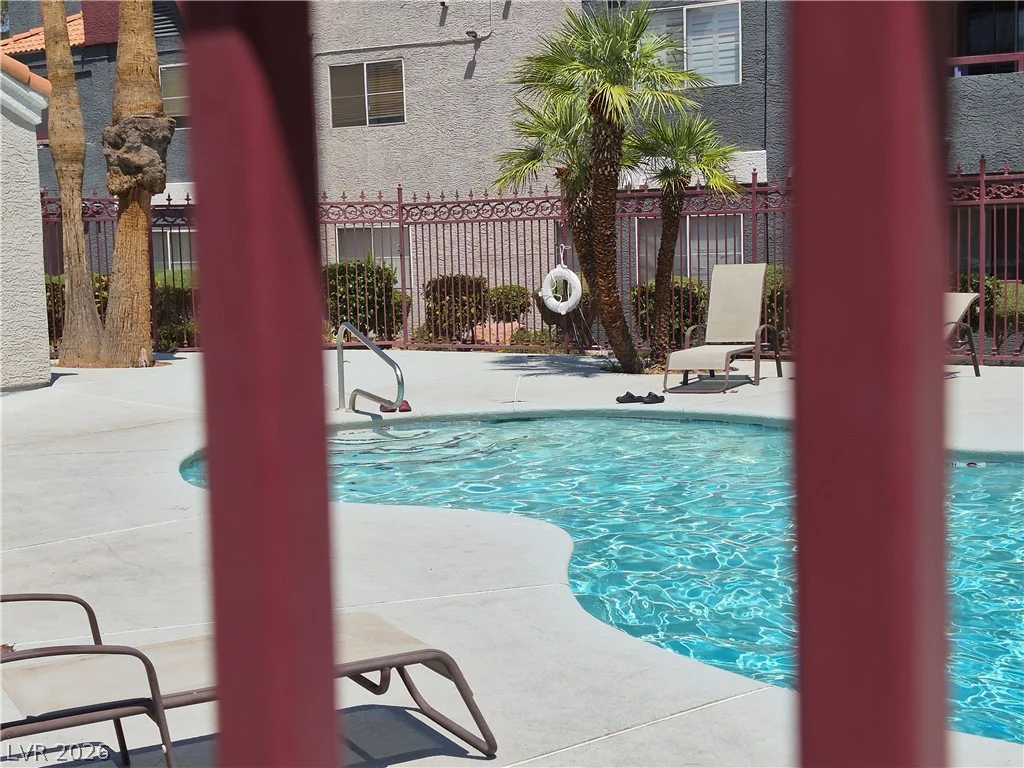 8600 Charleston, Las Vegas, NV 89117