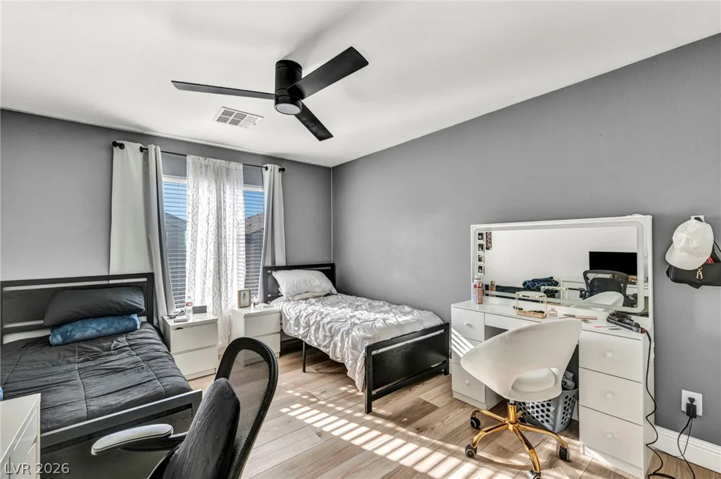 6414 Za Zu Pitts, Las Vegas, NV 89122
