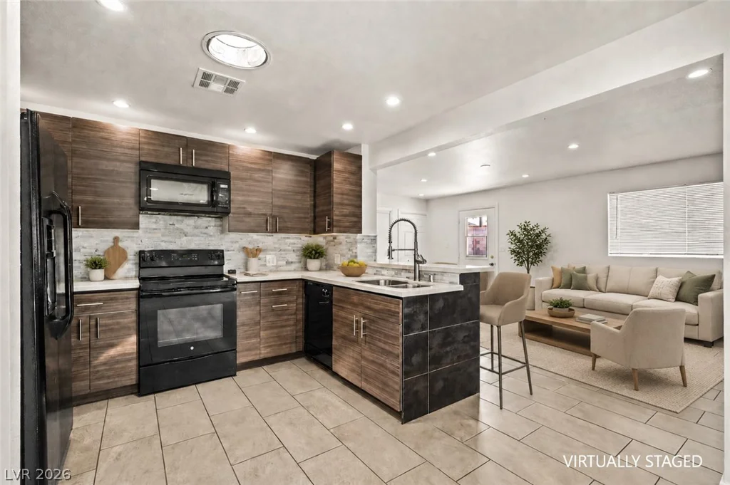 712 Harper, Las Vegas, NV 89107