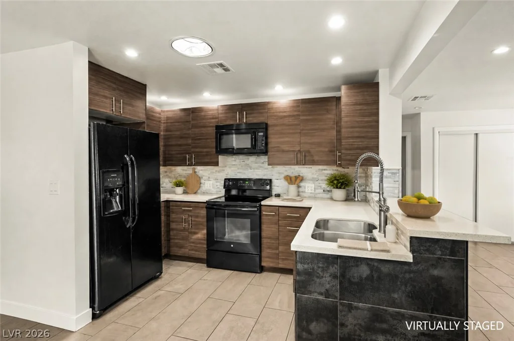 712 Harper, Las Vegas, NV 89107