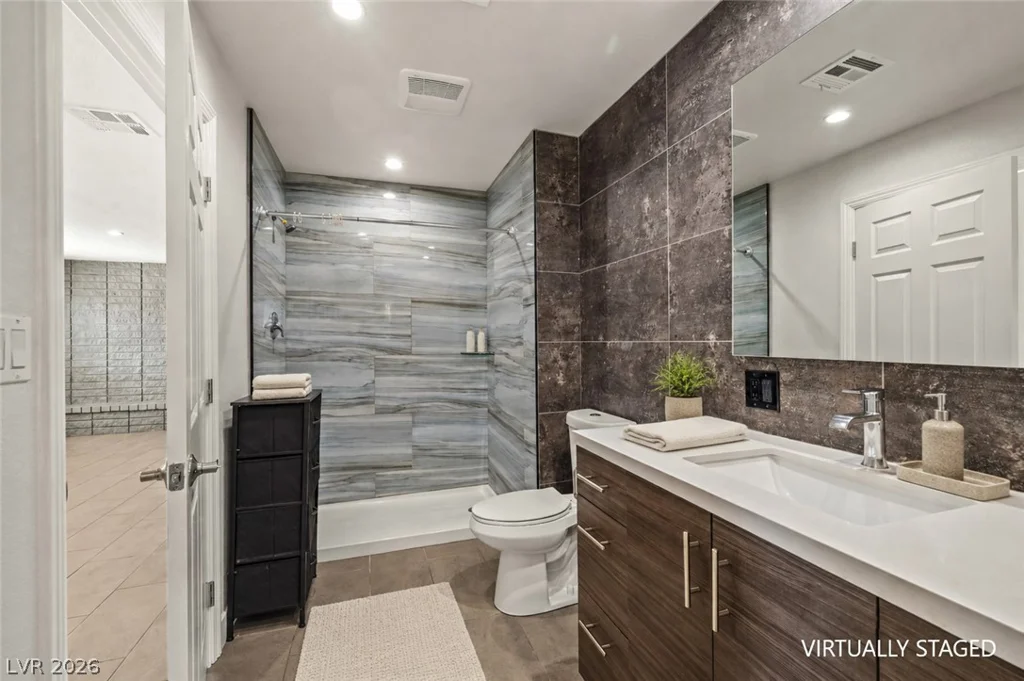 712 Harper, Las Vegas, NV 89107