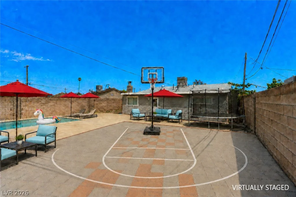 712 Harper, Las Vegas, NV 89107