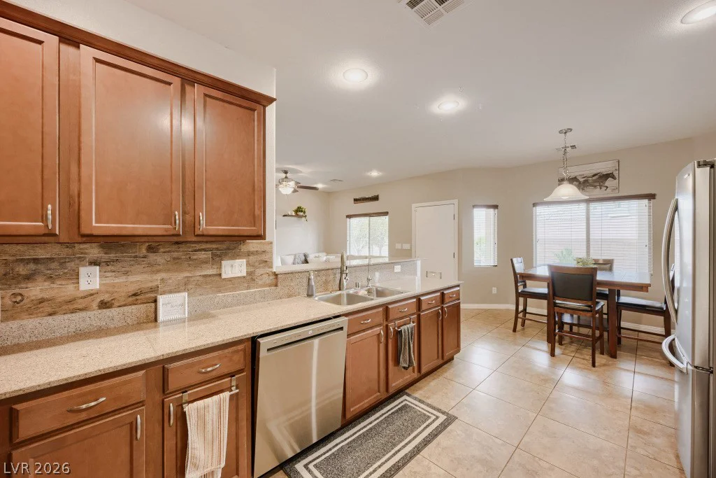 6132 Riverbelle, North Las Vegas, NV 89031