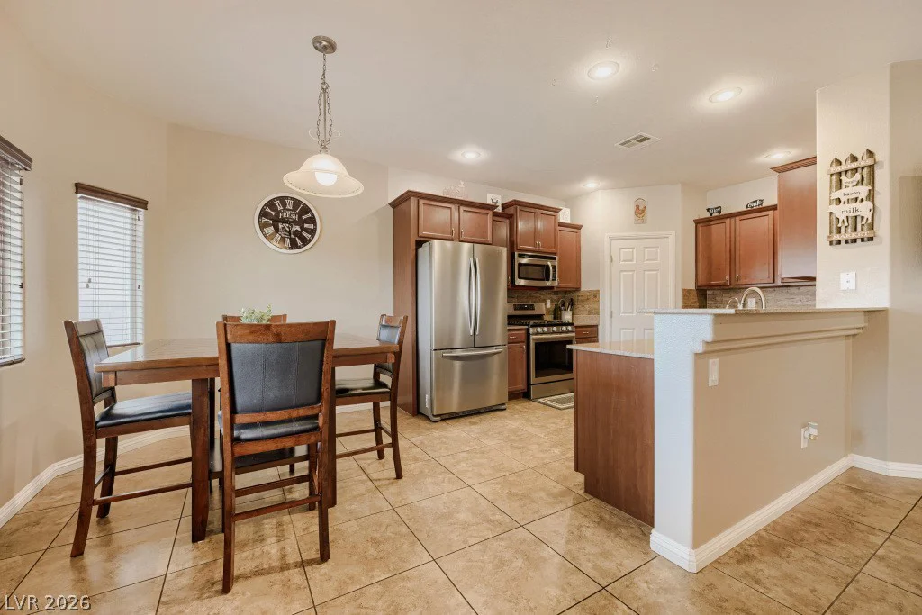 6132 Riverbelle, North Las Vegas, NV 89031
