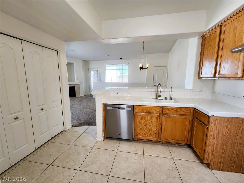 9901 Trailwood, Las Vegas, NV 89134