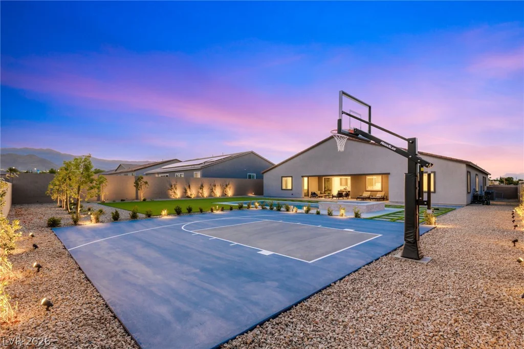 9527 New Discovery, Las Vegas, NV 89149