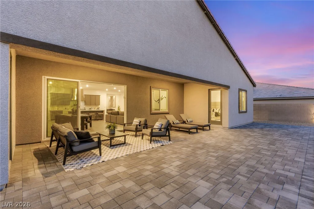 9527 New Discovery, Las Vegas, NV 89149