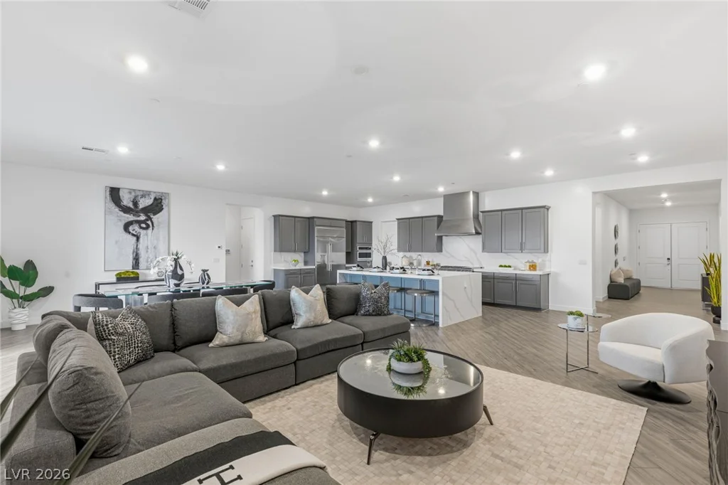 9527 New Discovery, Las Vegas, NV 89149