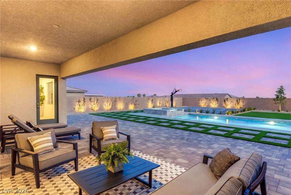9527 New Discovery, Las Vegas, NV 89149