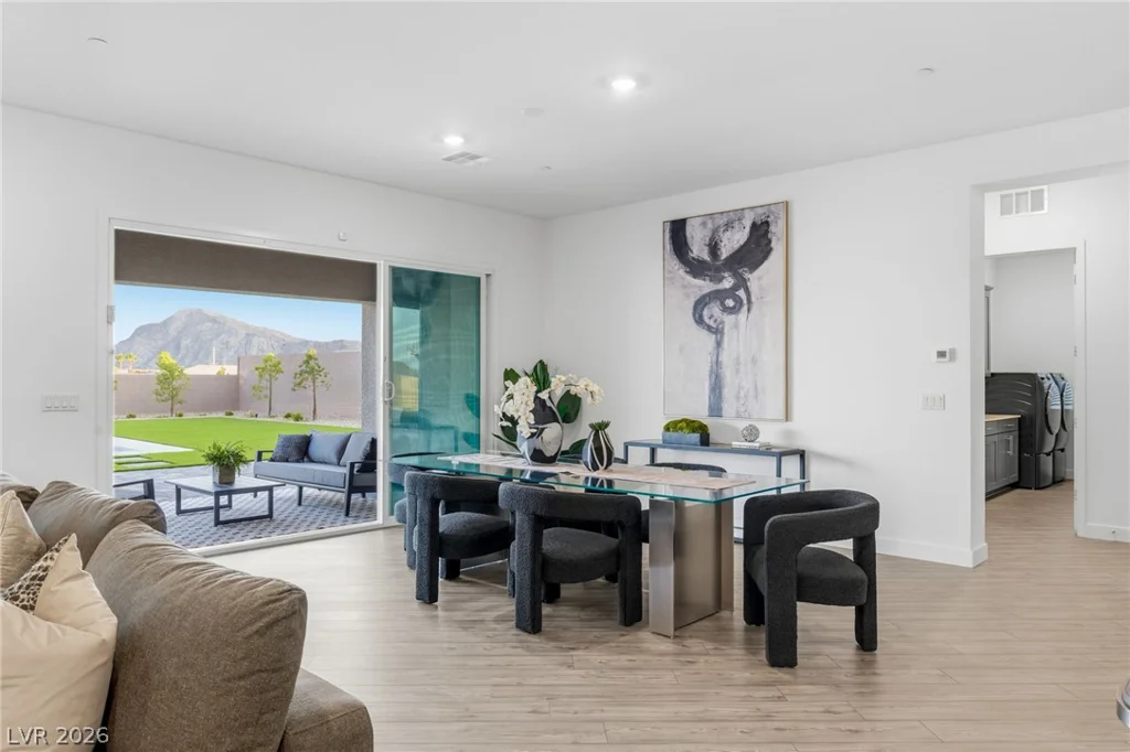 9527 New Discovery, Las Vegas, NV 89149