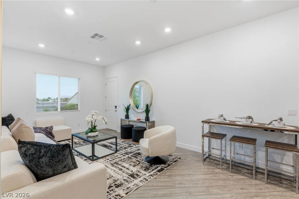 9527 New Discovery, Las Vegas, NV 89149