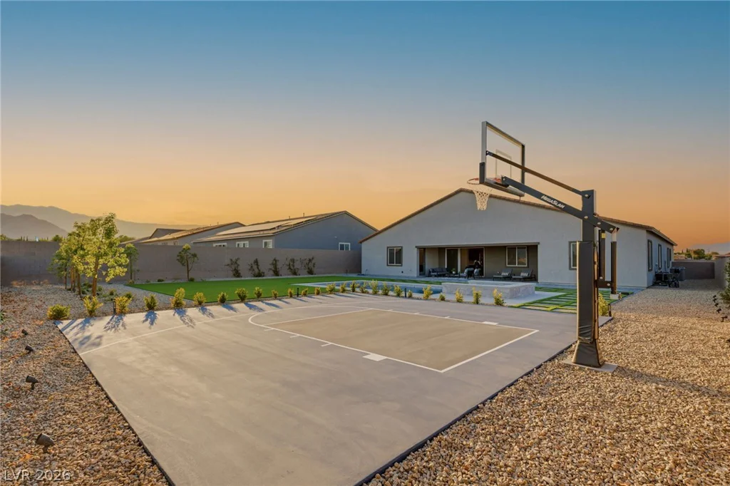 9527 New Discovery, Las Vegas, NV 89149