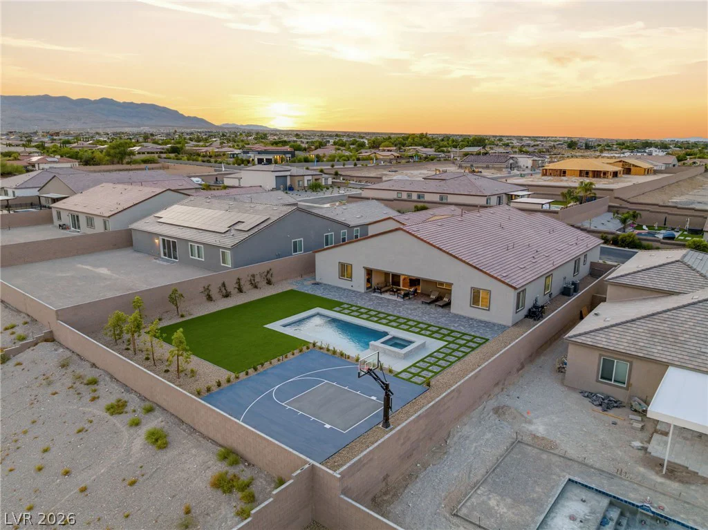 9527 New Discovery, Las Vegas, NV 89149