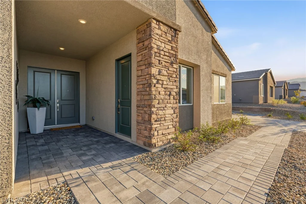 9527 New Discovery, Las Vegas, NV 89149
