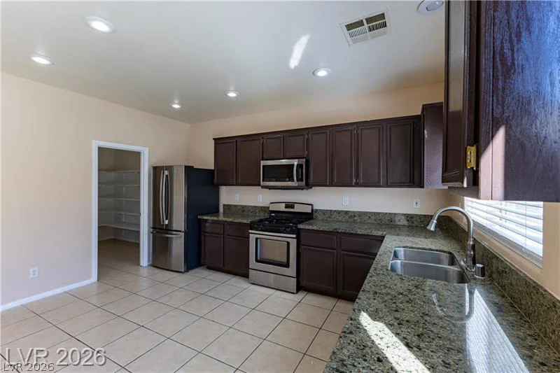 5009 Granite Creek, Las Vegas, NV 89131