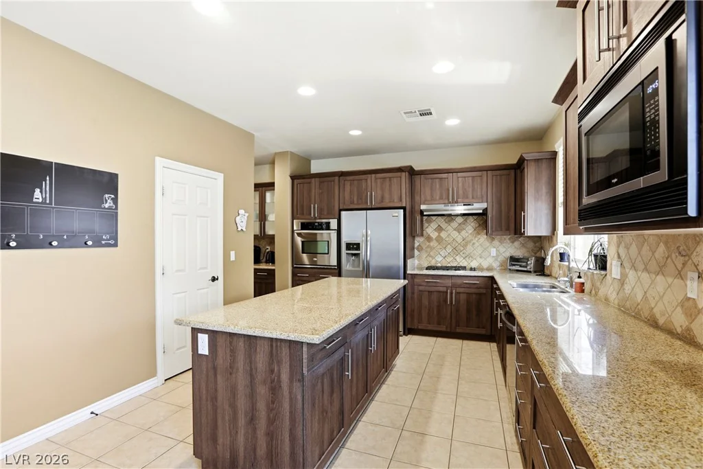 39 Perennial Border, Las Vegas, NV 89148