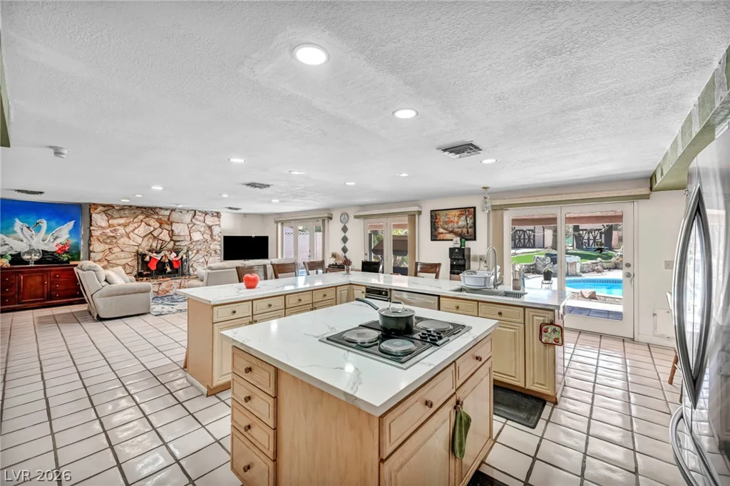 2935 Torrey Pines, Las Vegas, NV 89146