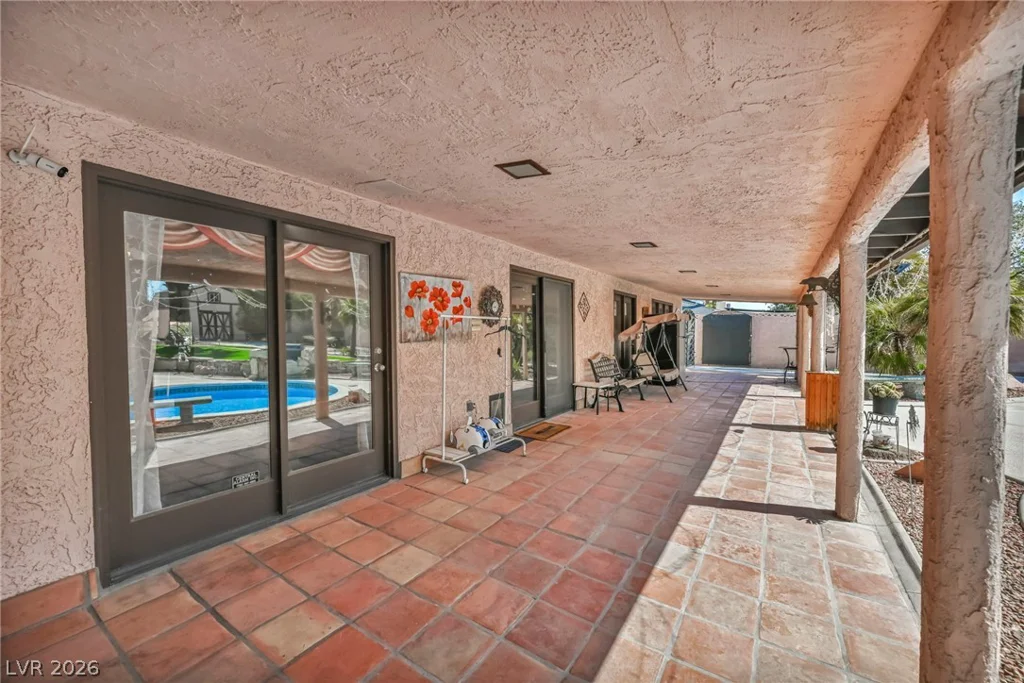 2935 Torrey Pines, Las Vegas, NV 89146