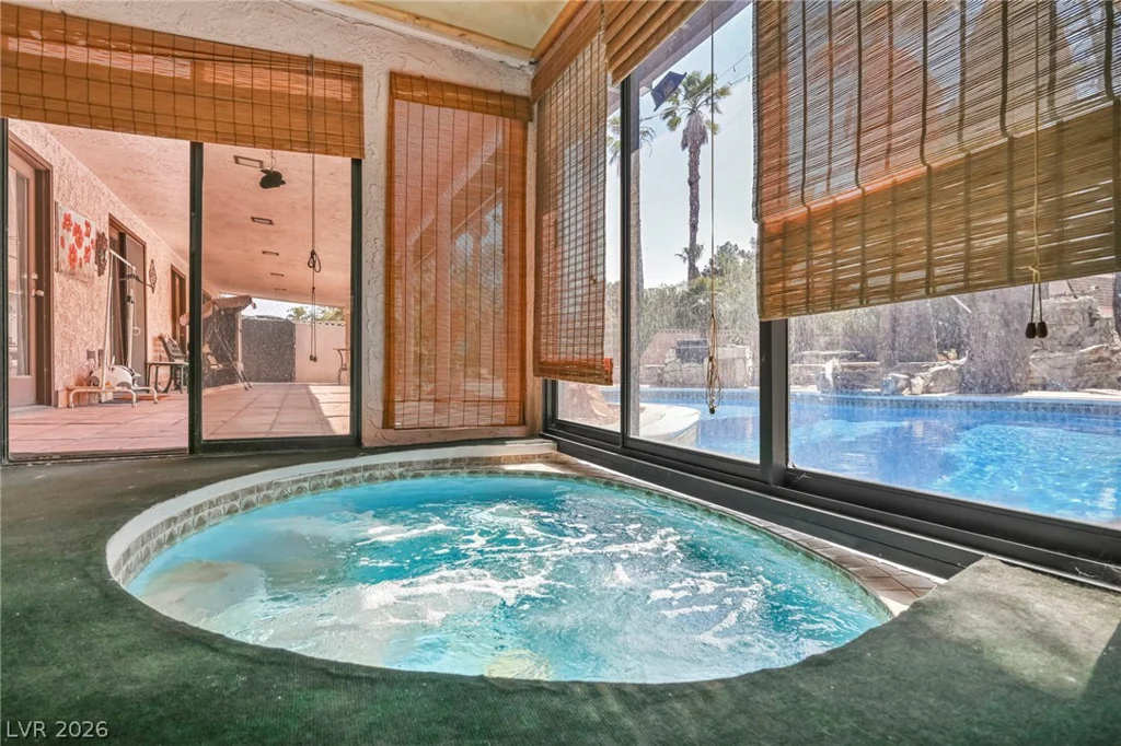 2935 Torrey Pines, Las Vegas, NV 89146