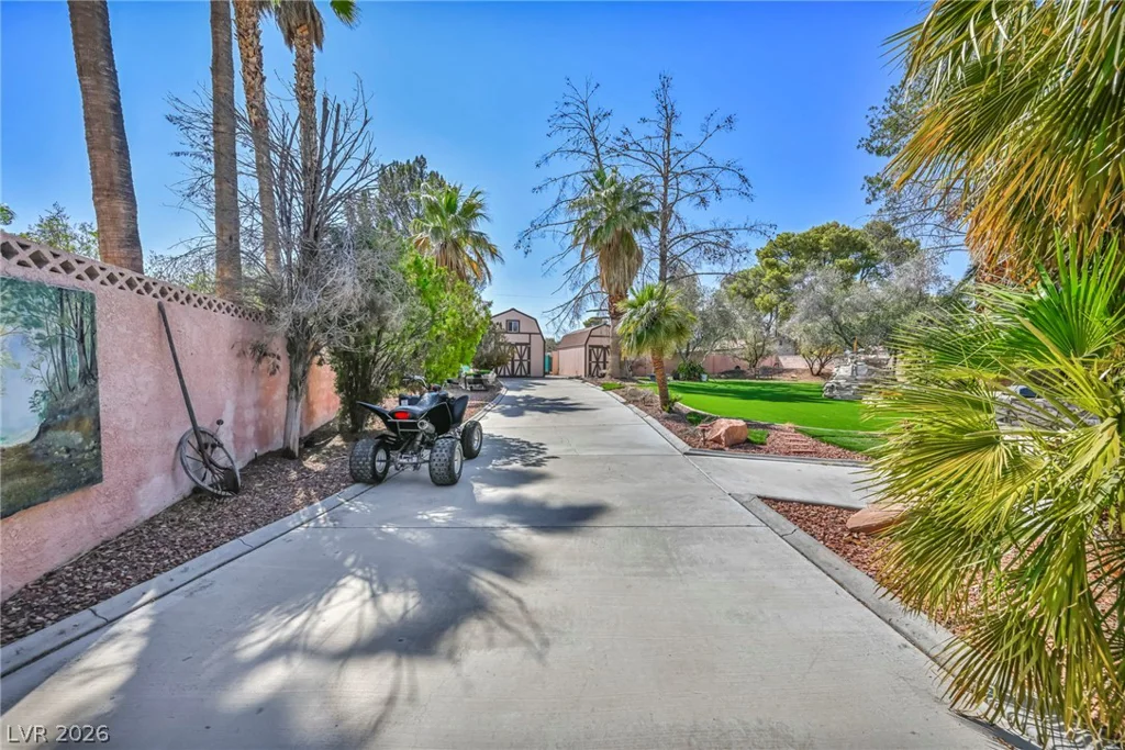2935 Torrey Pines, Las Vegas, NV 89146