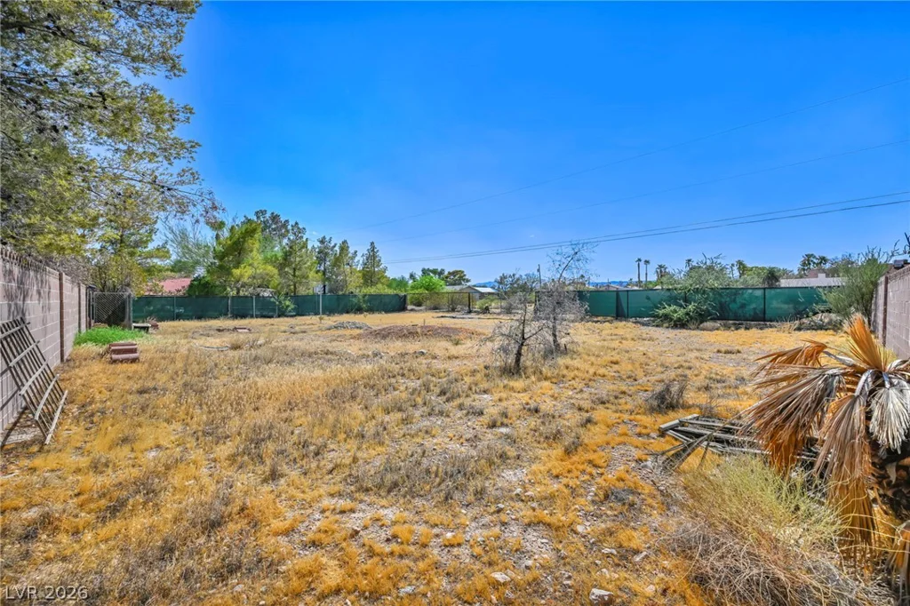 2935 Torrey Pines, Las Vegas, NV 89146