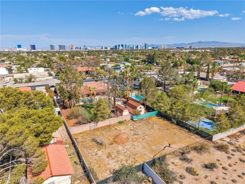 2935 Torrey Pines, Las Vegas, NV 89146