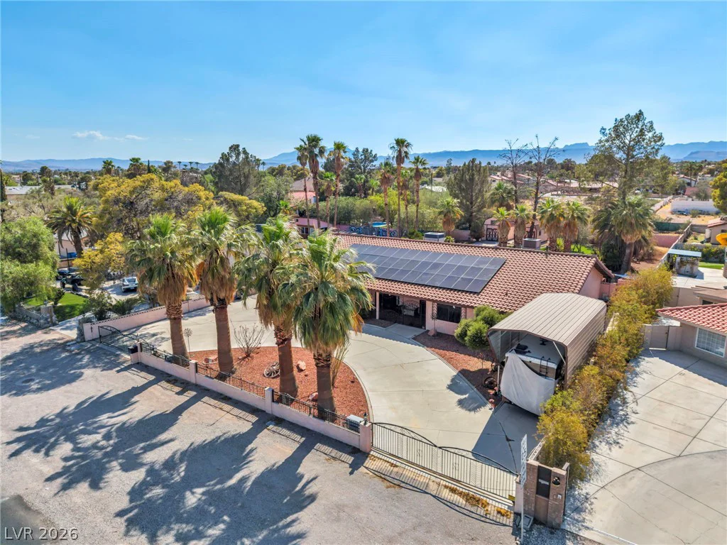 2935 Torrey Pines, Las Vegas, NV 89146
