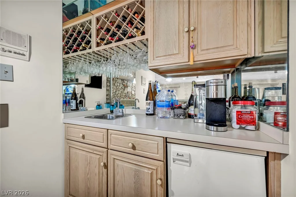 2935 Torrey Pines, Las Vegas, NV 89146