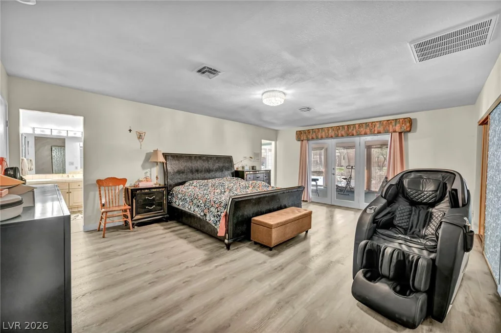 2935 Torrey Pines, Las Vegas, NV 89146