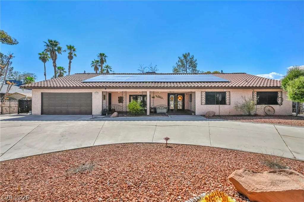 2935 Torrey Pines, Las Vegas, NV 89146