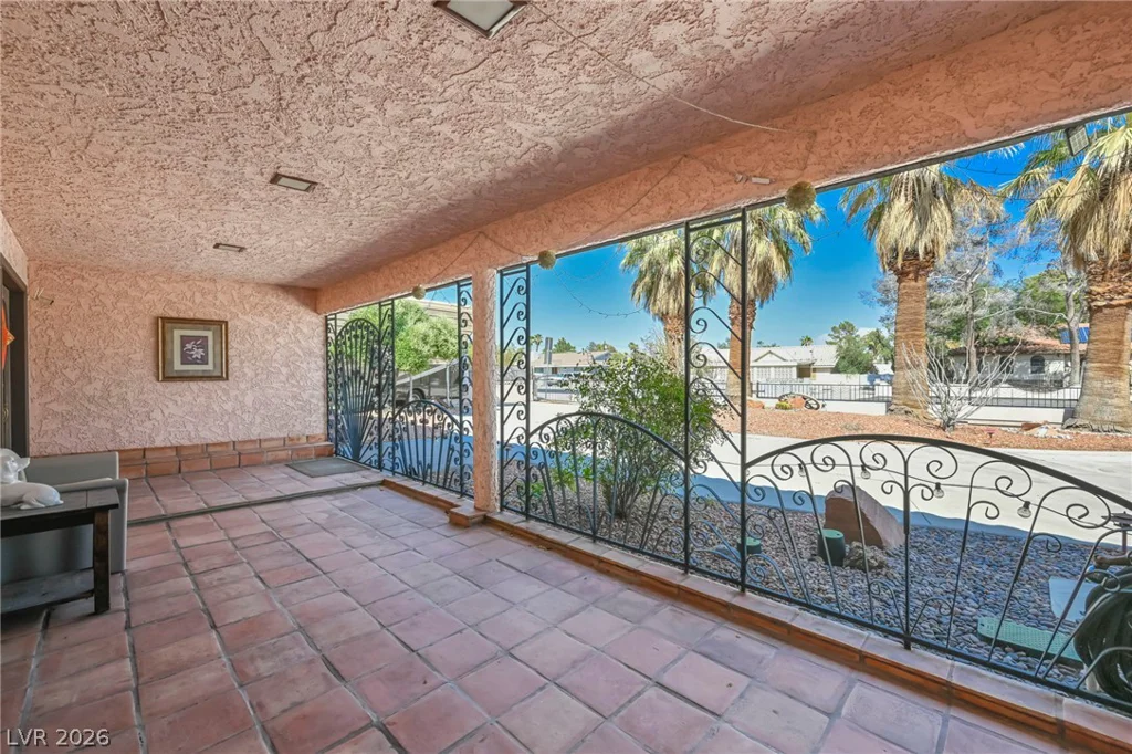 2935 Torrey Pines, Las Vegas, NV 89146