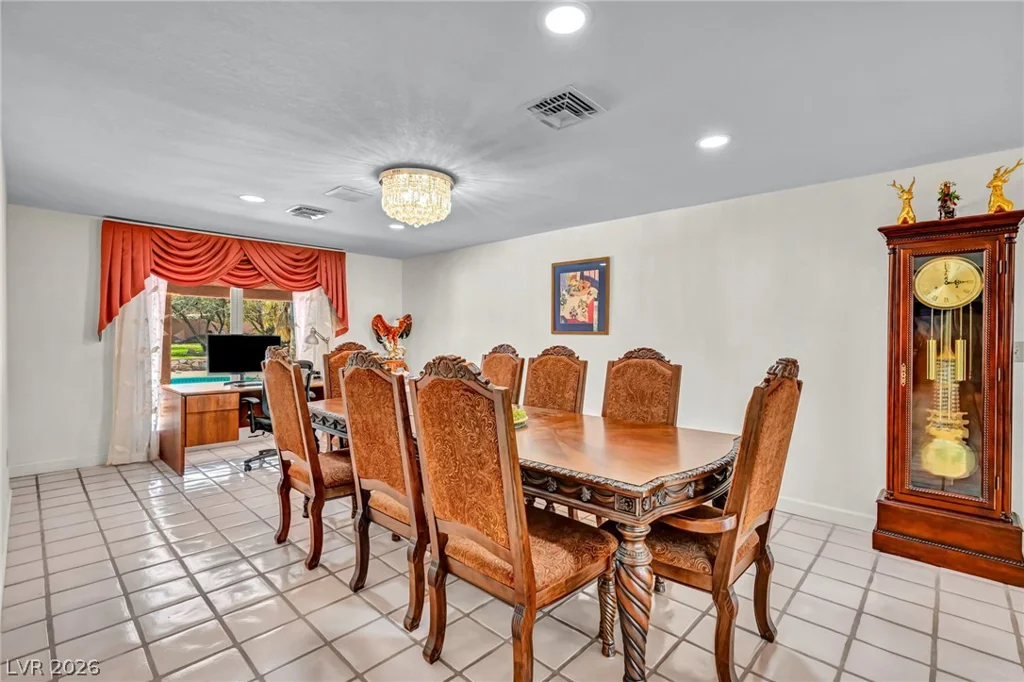 2935 Torrey Pines, Las Vegas, NV 89146
