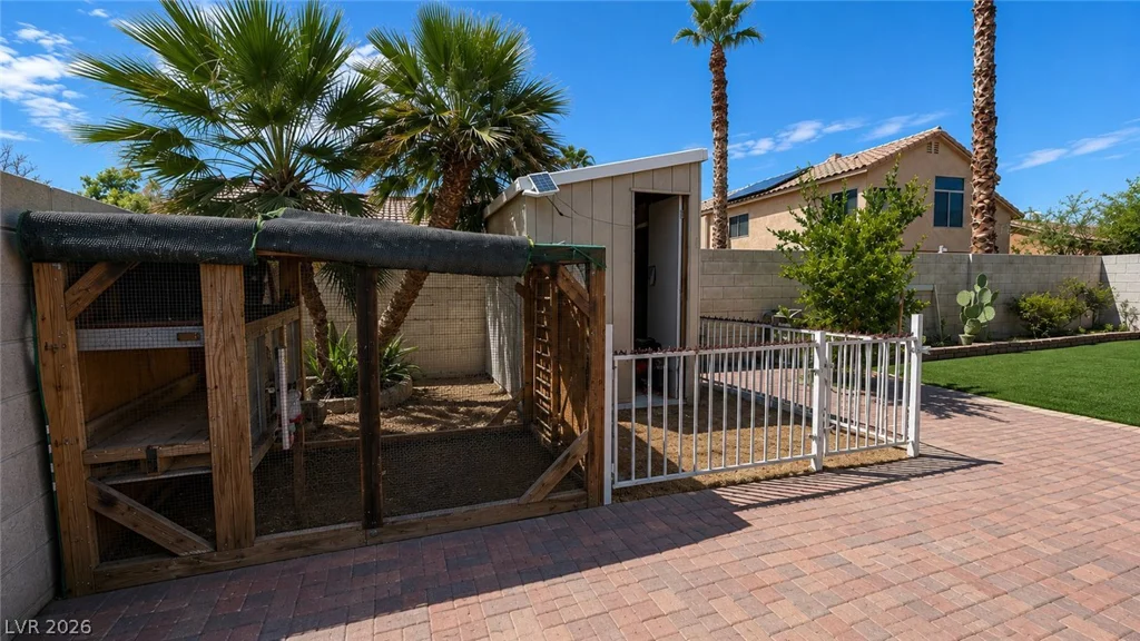 1687 Bent Arrow, North Las Vegas, NV 89031