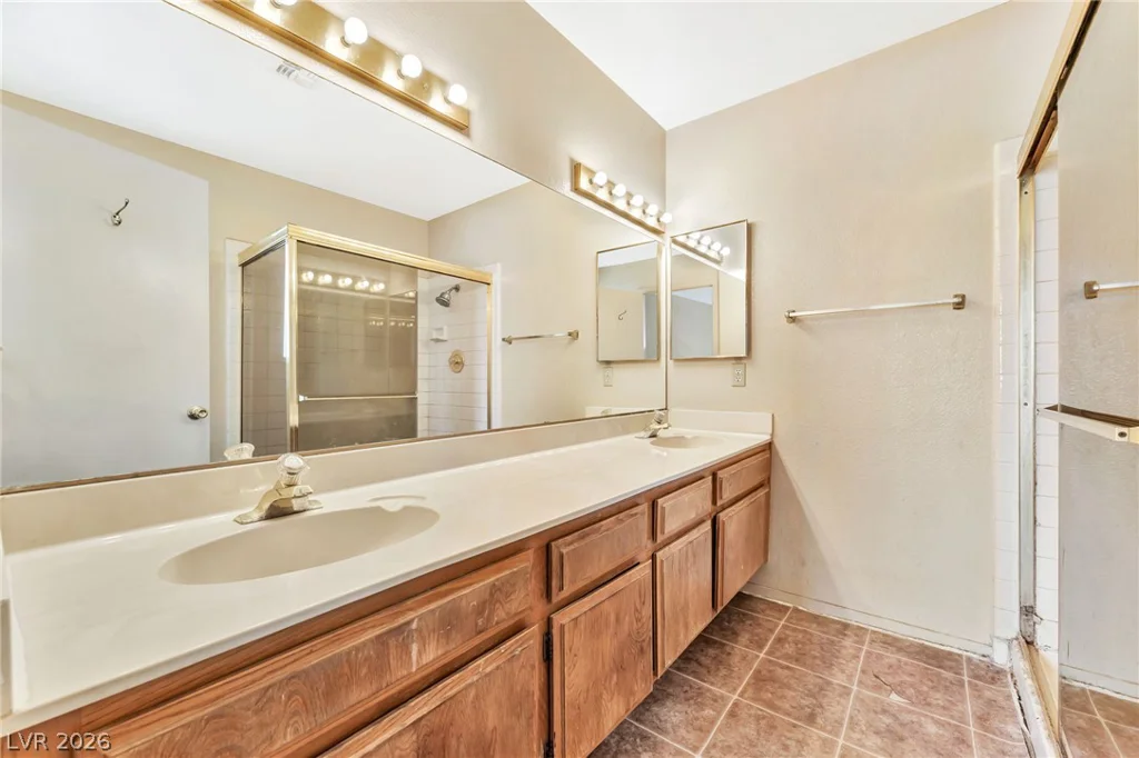 205 Moose, Las Vegas, NV 89145