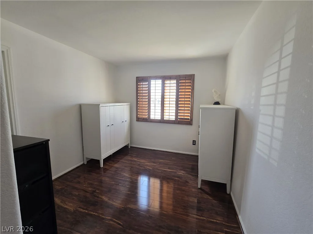 6214 Belgium, Las Vegas, NV 89122