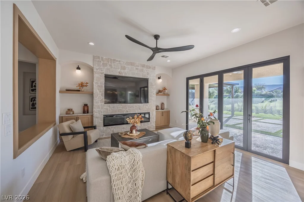 10248 Andante, Las Vegas, NV 89135