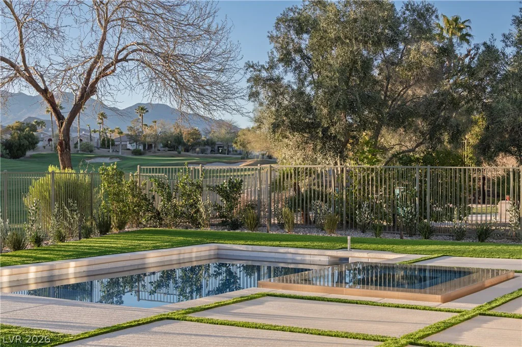 10248 Andante, Las Vegas, NV 89135