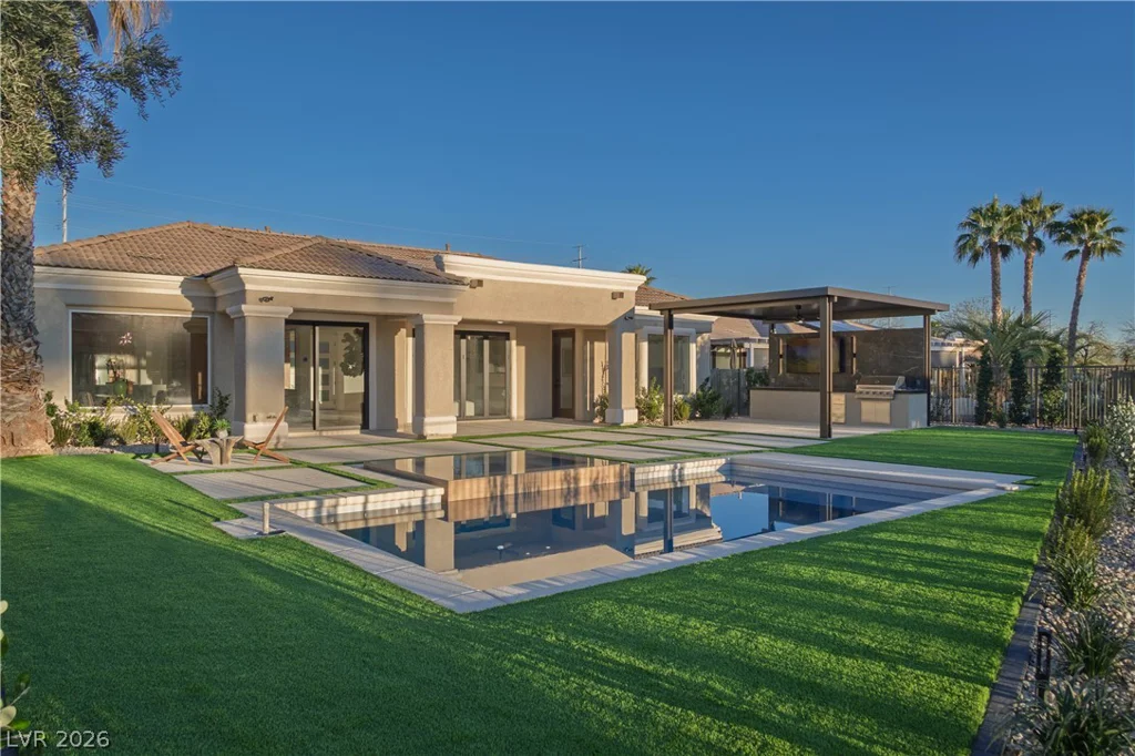 10248 Andante, Las Vegas, NV 89135