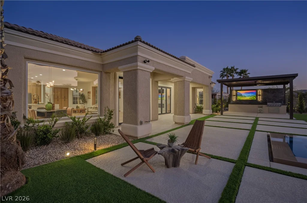 10248 Andante, Las Vegas, NV 89135
