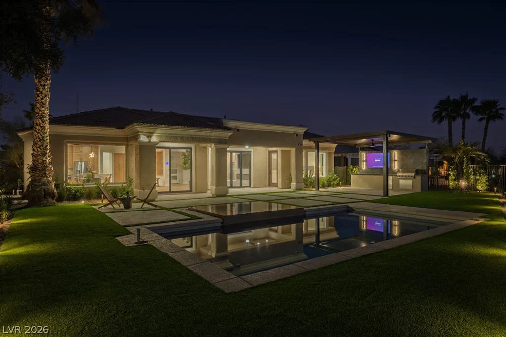 10248 Andante, Las Vegas, NV 89135