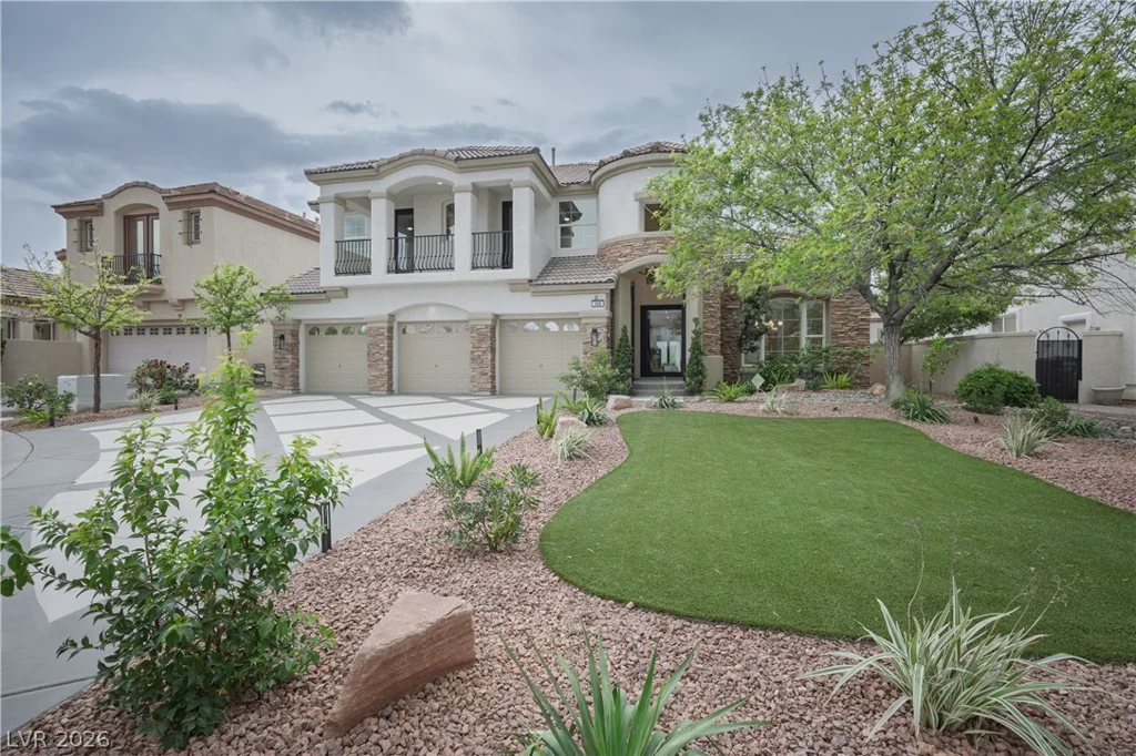 305 Prince Charming, Las Vegas, NV 89145