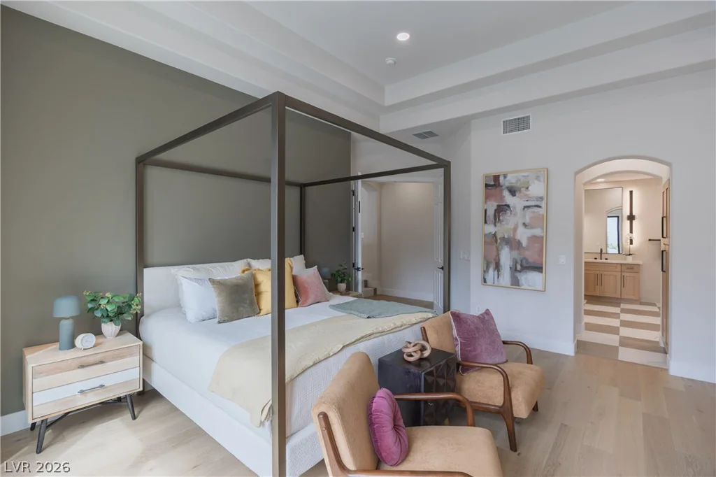 305 Prince Charming, Las Vegas, NV 89145